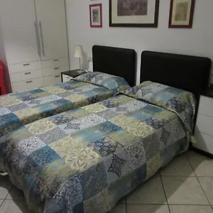  Habitación en casa particular Nenna Italia